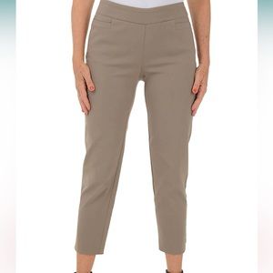 Ultimate Fit Pull-On Ankle Pant